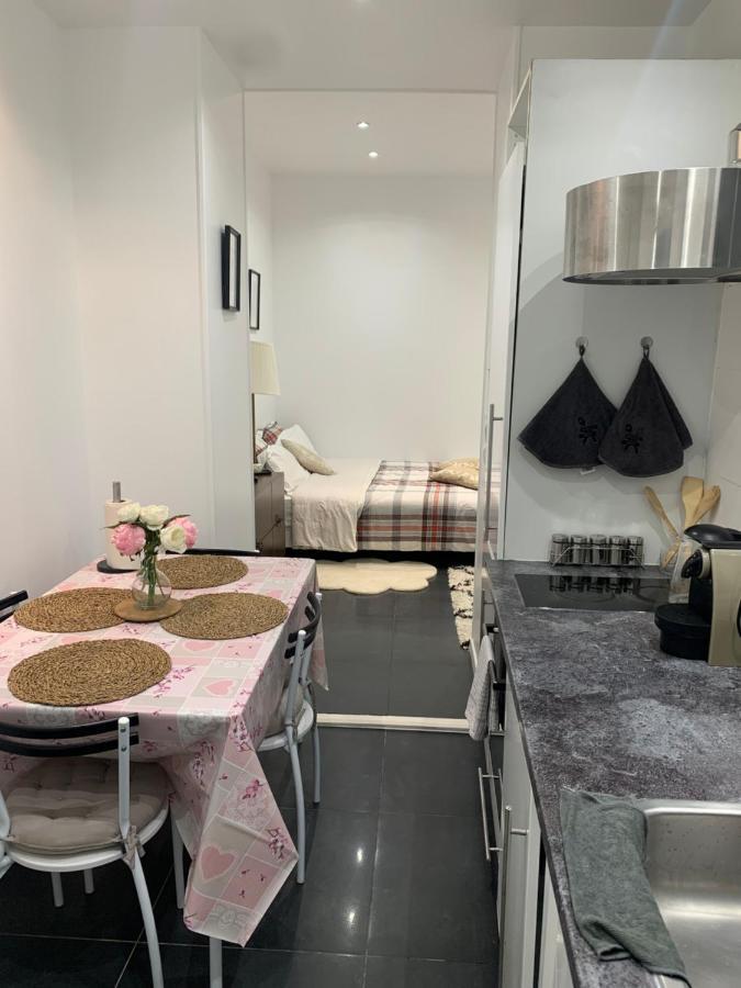 Charmant Appartement - Paris 18 Εξωτερικό φωτογραφία